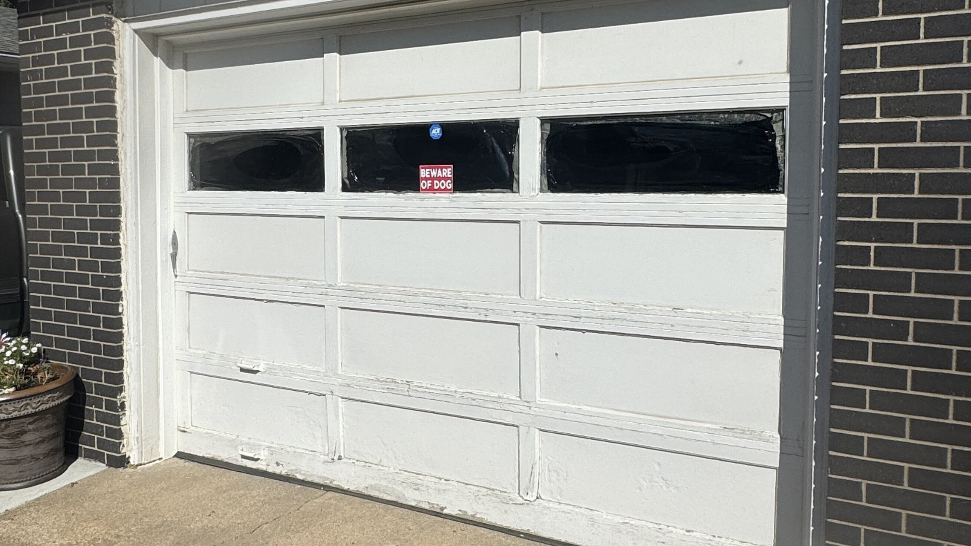 garage door